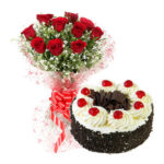 Eggless Black Forest Cake Half Kg with 6 Mix Roses Bunch