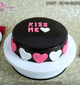 Send Valentine Cakes Online to Your Special ones from Kalpa Florist, Choose from the variety of cakes like chocolate, red velvet, black forest.