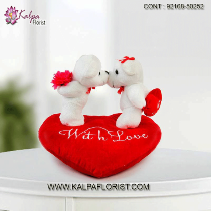 Send unique valentines day gift for new girlfriend at best prices with Kalpa Florist Our range of romantic gifts include cards, mug, teddy bear & more.
