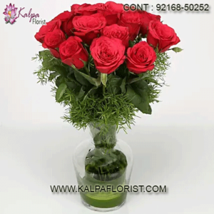 If you want to order flowers online, then explore our wide range of flowers and pick the best flower bouquet. Buy and send flowers online delivery in India .